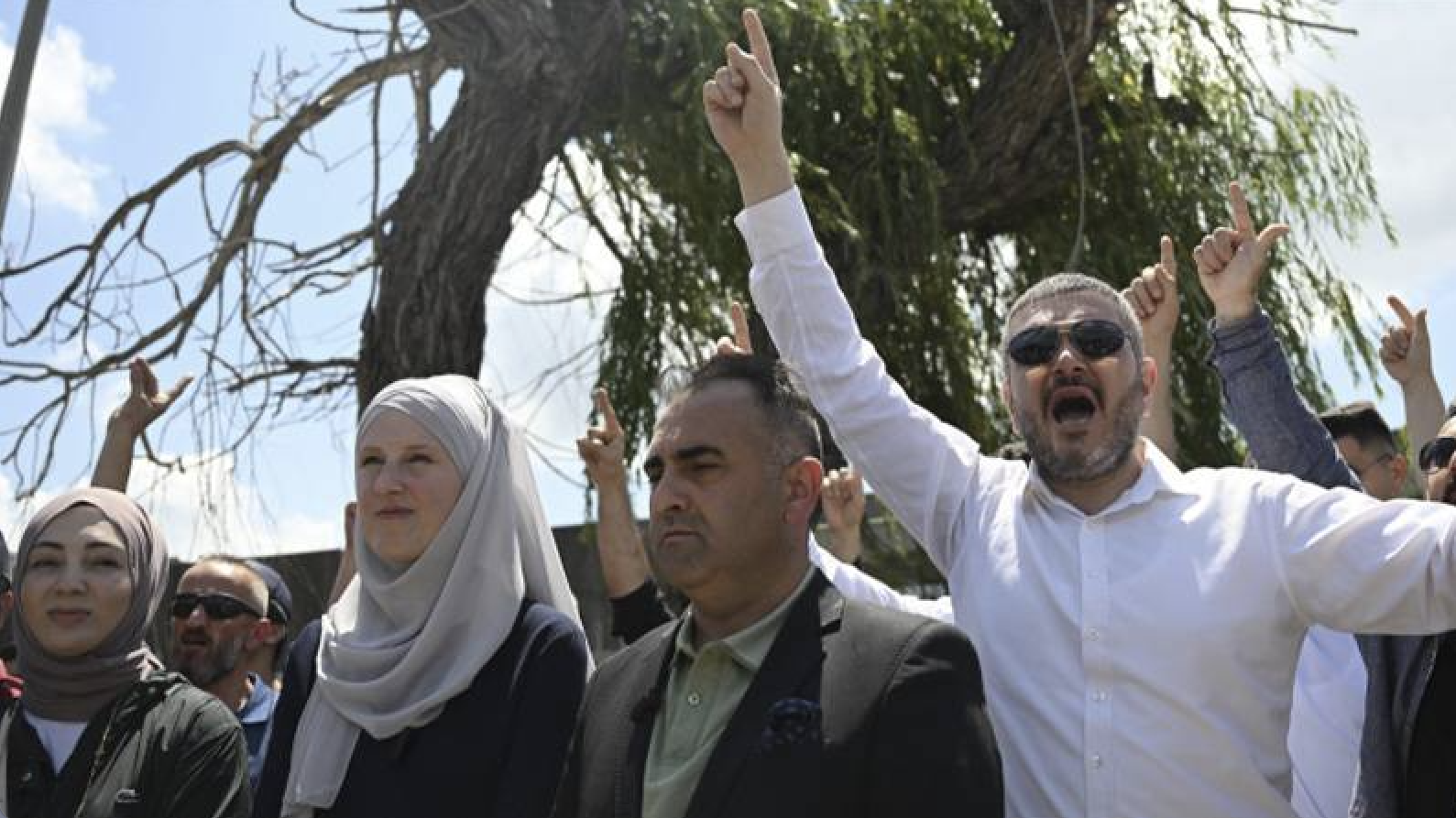 Feshane’deki sergi saldırıya uğradı